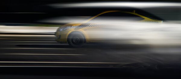 Такси на улице Москвы - Sputnik Кыргызстан