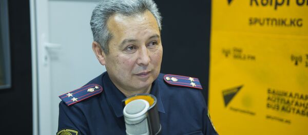 ИИМдин Жол кыймылынын коопсуздугун камсыздоо башкы башкармалыгынын ага тескөөчүсү Ахмед Нурманбетов ИИМдин Жол кыймылынын коопсуздугун камсыздоо башкы башкармалыгынын ага тескөөчүсү Ахмед Нурманбетов - Sputnik Кыргызстан