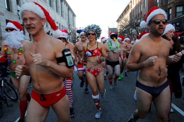 АКШнын Бостон шаарындагы Рождествого арналган марафон - Sputnik Кыргызстан