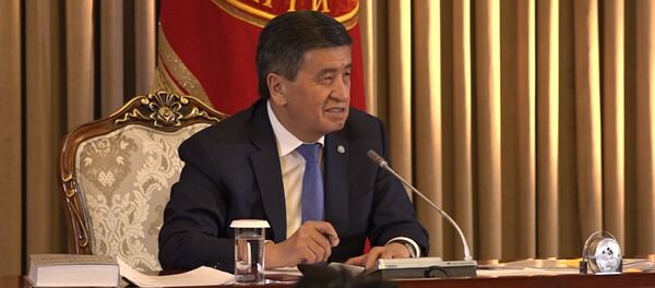 Сооронбай Жээнбеков туугандары эмне иш кыларын айтып берди. Видео - Sputnik Кыргызстан