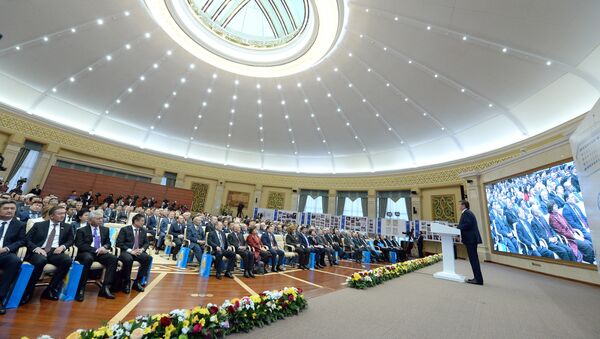 Научно-практическая конференция, посвященной 80-летию парламента КР - Sputnik Кыргызстан