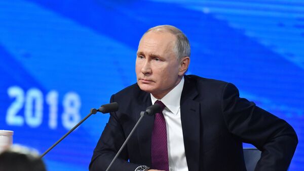Ежегодная большая пресс-конференция президента РФ В. Путина - Sputnik Кыргызстан
