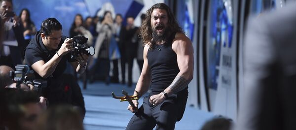 Премьера фильма режиссера Джеймса Вана Аквамен Премьера фильма режиссера Джеймса Вана Аквамен - Sputnik Кыргызстан