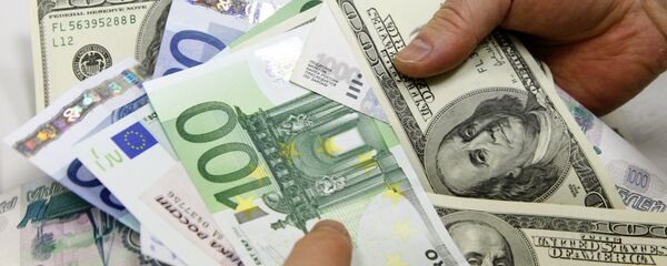 Денежные купюры: доллары США, евро, рубли - Sputnik Кыргызстан