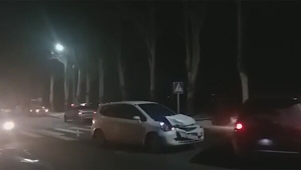 В Бишкеке на правительственной трассе произошло ДТП — фото, видео - Sputnik Кыргызстан