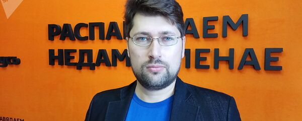 Известный российский экономист, руководитель Центра экономических исследований Института глобализации и социальных движений Василий Колташов. Архивное фото - Sputnik Кыргызстан