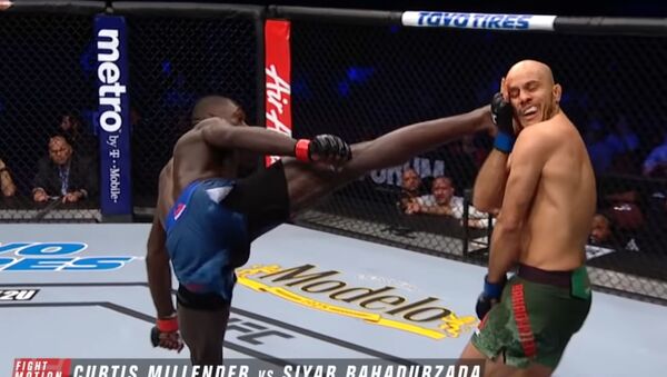 UFC 232: бетке, көзгө тийген муштумдардын видеосу. Нунистен тарта Жонско чейин - Sputnik Кыргызстан