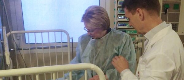 Спасатели извлекли живого ребенка из-под обломков дома в Магнитогорске - Sputnik Кыргызстан