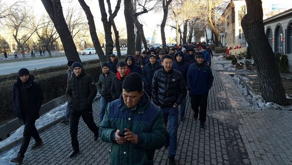 Митинг на площади Ала-Тоо в Бишкеке - Sputnik Кыргызстан