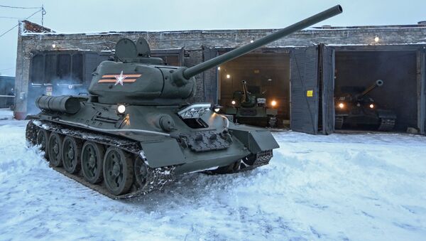 Средний танк Т-34. Архивное фото - Sputnik Кыргызстан