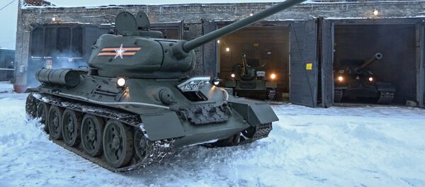 Средний танк Т-34. Архивное фото - Sputnik Кыргызстан