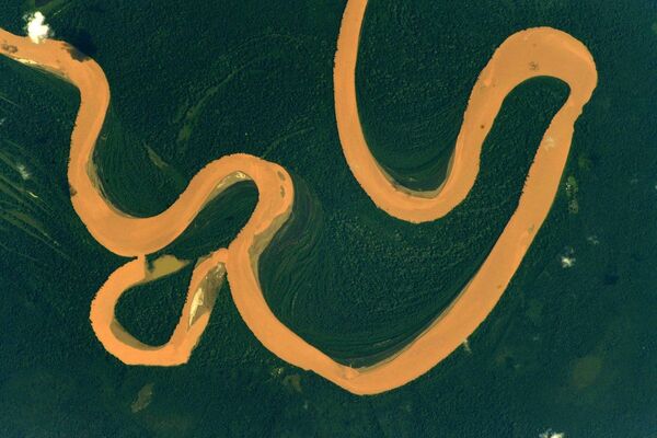 Русло реки Амазонки, снятое с борта МКС - Sputnik Кыргызстан