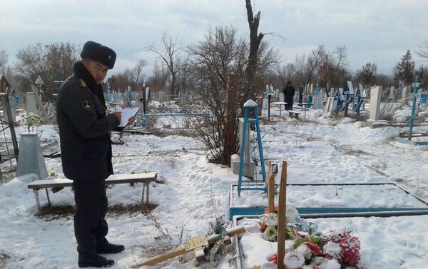 Местные жители считают, что погром на православном кладбище в Ананьево устроили подростки - Sputnik Кыргызстан