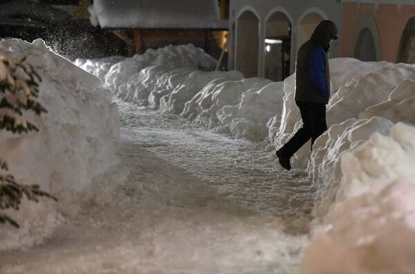 Сильные снегопады в Германии - Sputnik Кыргызстан