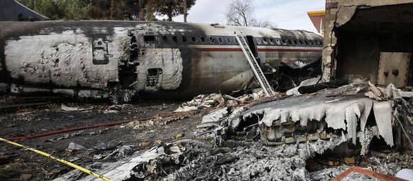 Крушения грузового самолета Boeing 707 в Иране - Sputnik Кыргызстан