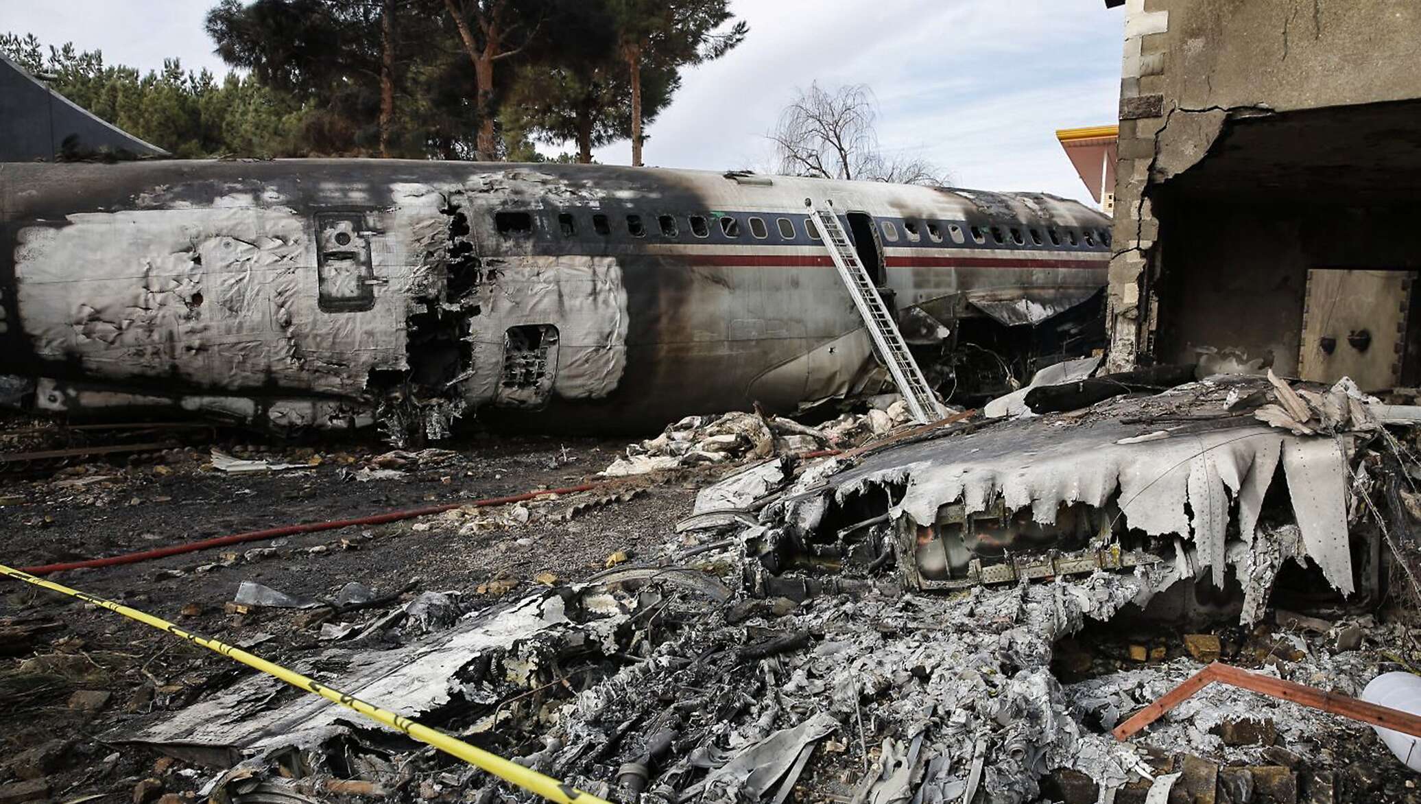 Великие крушения. Боинг 707 авиакатастрофы. Крушение самолета Boeing 707. Крушение грузового само.