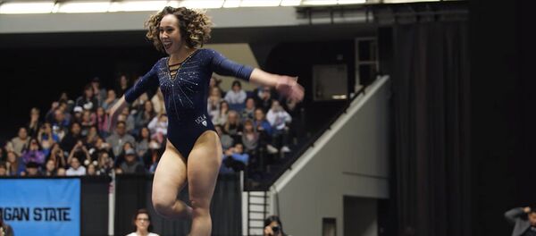 Танец гимнастки из США потряс соцсети — видео набрало 32 млн просмотров - Sputnik Кыргызстан