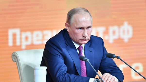 Президент РФ Владимир Путин. Архивное фото - Sputnik Кыргызстан