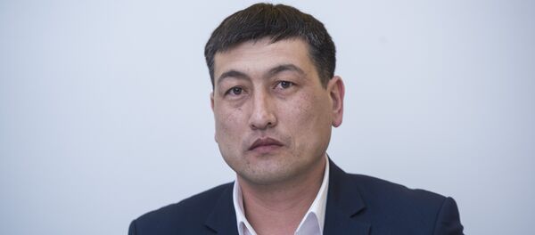 КРдин Мамлекеттик салык кызматынын камсыздандыруу төгүмдөрү бөлүмүнүн башчысы Султан Укуев - Sputnik Кыргызстан