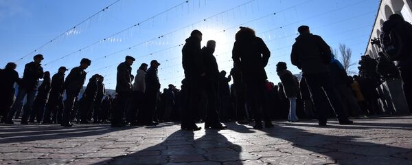 Митинг против незаконной миграции на площади Ала-Тоо в Бишкеке - Sputnik Кыргызстан