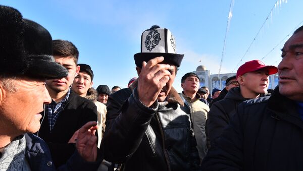 Митинг против незаконной миграции на площади Ала-Тоо в Бишкеке  - Sputnik Кыргызстан