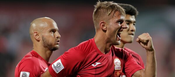 Нападающий сборной Кыргызстана по футболу Виталий Люкс. Архивное фото - Sputnik Кыргызстан