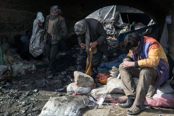 Чем грозит ситуация в Афганистане Кыргызстану и ЦА. Пояснения экспертов - Sputnik Кыргызстан