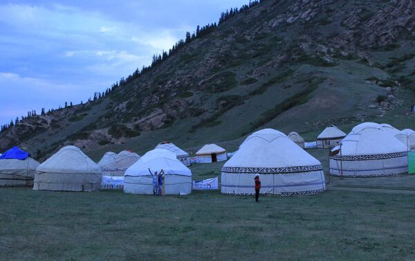 Шатылы алгачкы боз үй лагери - Sputnik Кыргызстан