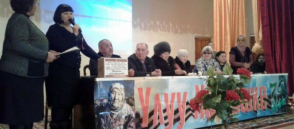 Вечер памяти Токтогон Алтыбасарова в селе Ак-Сай - Sputnik Кыргызстан