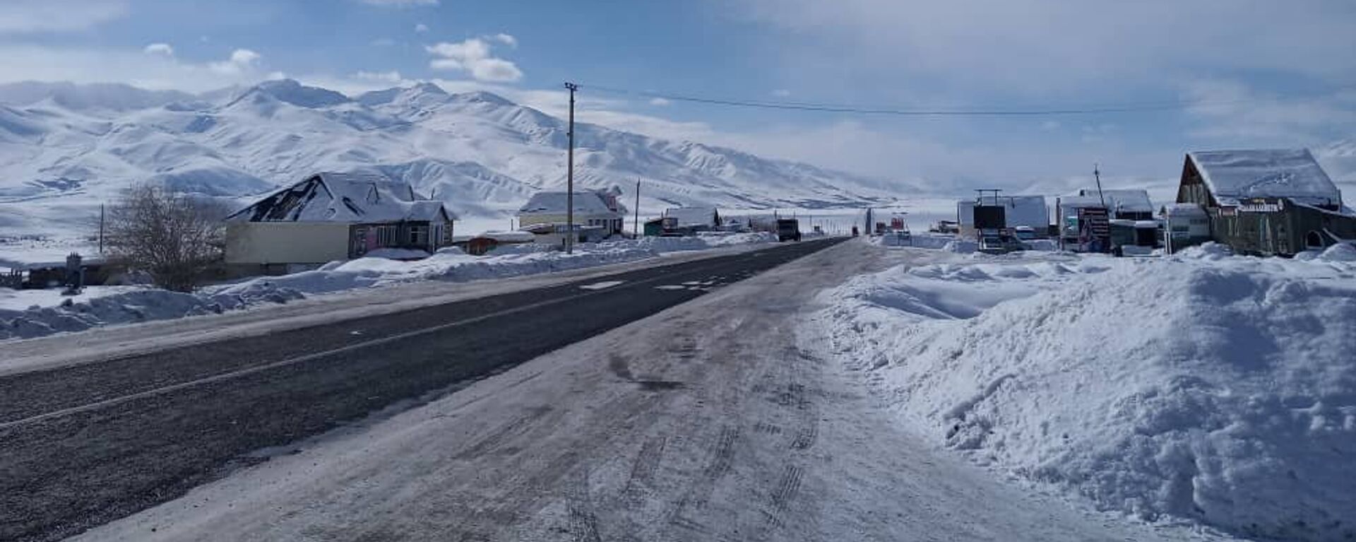 Бишкек — Ош жолу. Архив - Sputnik Кыргызстан, 1920, 23.01.2026