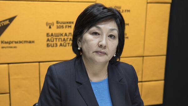 Директор кадамджайского филиала одного из коммерческих банков КР Эль-Мира Кыпчакова - Sputnik Кыргызстан