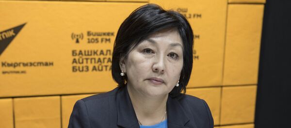 Директор кадамджайского филиала одного из коммерческих банков КР Эльмира Кыпчакова - Sputnik Кыргызстан