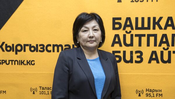 Директор кадамджайского филиала одного из коммерческих банков КР Эль-Мира Кыпчакова - Sputnik Кыргызстан