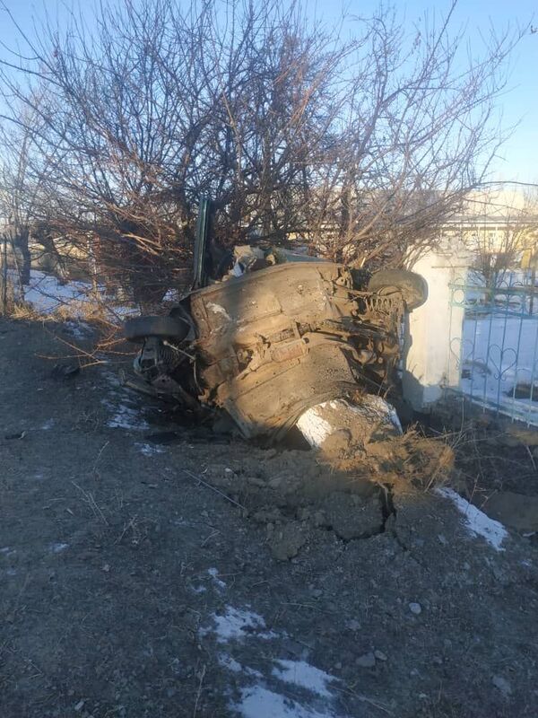 Ошто унаа бакты сүзүп, чачырап кетти. Кырсыктын сүрөттөрү - Sputnik Кыргызстан