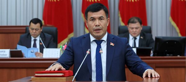 Депутат Өмүрбек Бакиров. Архив Депутат Өмүрбек Бакиров. Архив - Sputnik Кыргызстан