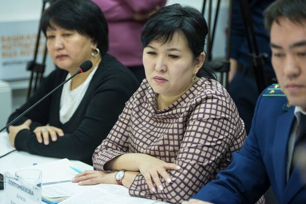 Заместитель министра труда и социального развития Ализа Солтонбекова - Sputnik Кыргызстан