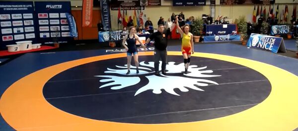 Айсулуу Тыныбекова завоевала золото крупного турнира во Франции — видео - Sputnik Кыргызстан