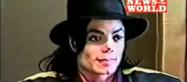 Я не отбеливал кожу — впервые опубликовано видео допроса Майкла Джексона - Sputnik Кыргызстан