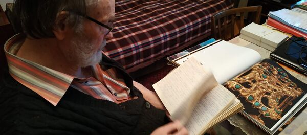 Реставратор Владимир Бурый - Sputnik Кыргызстан