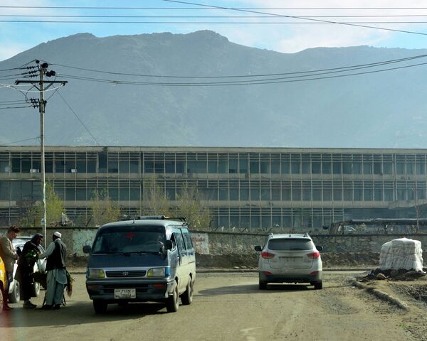 Здесь нет учебников лучше советских — репортаж из кабульского вуза Здесь нет учебников лучше советских — репортаж из кабульского вуза - Sputnik Кыргызстан