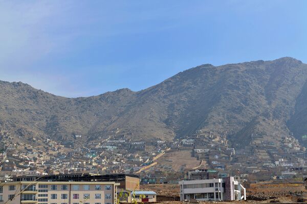 Здесь нет учебников лучше советских — репортаж из кабульского вуза Здесь нет учебников лучше советских — репортаж из кабульского вуза - Sputnik Кыргызстан