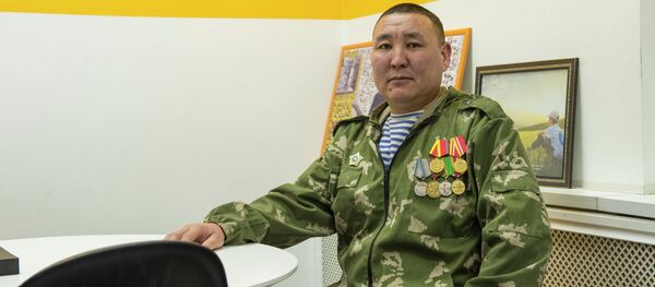 Республикалык Баткен согушунун ардагерлер кеңешинин төрагасынын орун басары Азатбек Байбагышев - Sputnik Кыргызстан