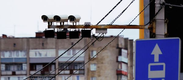 Камеры фиксации нарушений правил дорожного движения. Архивное фото Камеры фиксации нарушений правил дорожного движения. Архивное фото - Sputnik Кыргызстан