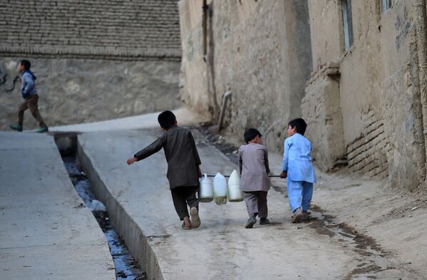 Дети в Афганистане - Sputnik Кыргызстан