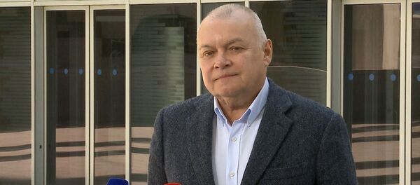 Вышинского умертвили, как журналиста — выступление Киселева. Видео - Sputnik Кыргызстан