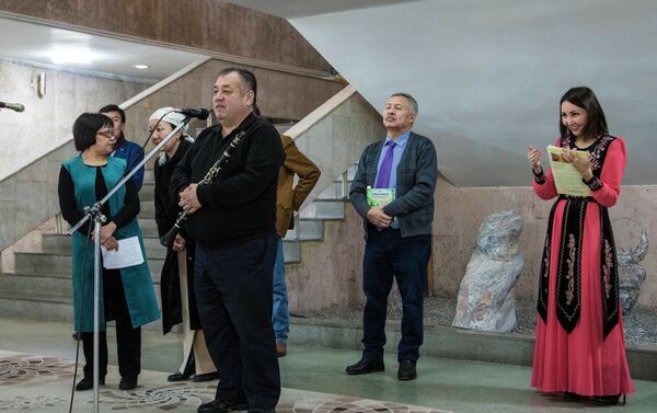 Работы можно посмотреть в Кыргызском национальном музее изобразительных искусств имени Гапара Айтиева - Sputnik Кыргызстан