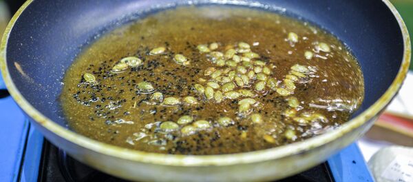 Кулинарная экобитва Сыроеды против вегетарианцев - Sputnik Кыргызстан