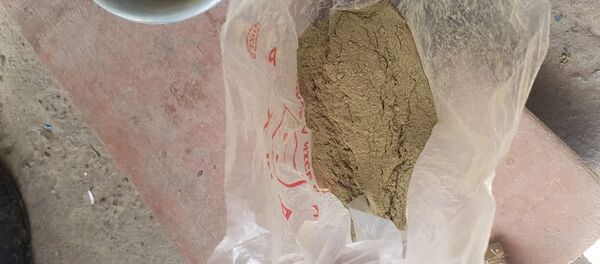 В доме у 57-летнего жителя села Чон Сары-Ой Иссык-Кульской области нашли 8,1 килограмма марихуаны - Sputnik Кыргызстан