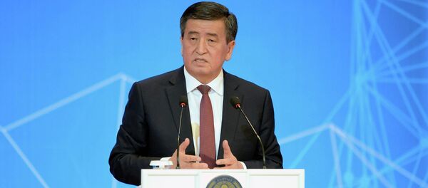 Президент КР Сооронбай Жээнбеков Президент КР Сооронбай Жээнбеков - Sputnik Кыргызстан