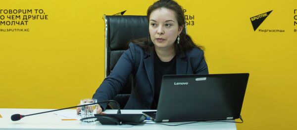 Экстремалдык геосаясий журналистика жаатында Юлиан Семенов атындагы сыйлыктын ээси, репортер, фотограф жана РИА Новости агенттигинин баяндамачысы Вера Костамо - Sputnik Кыргызстан